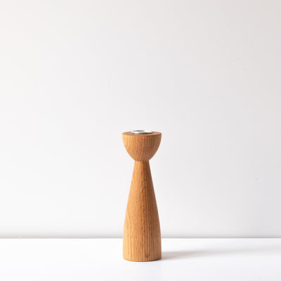 Candlestick Modern (M) Oak