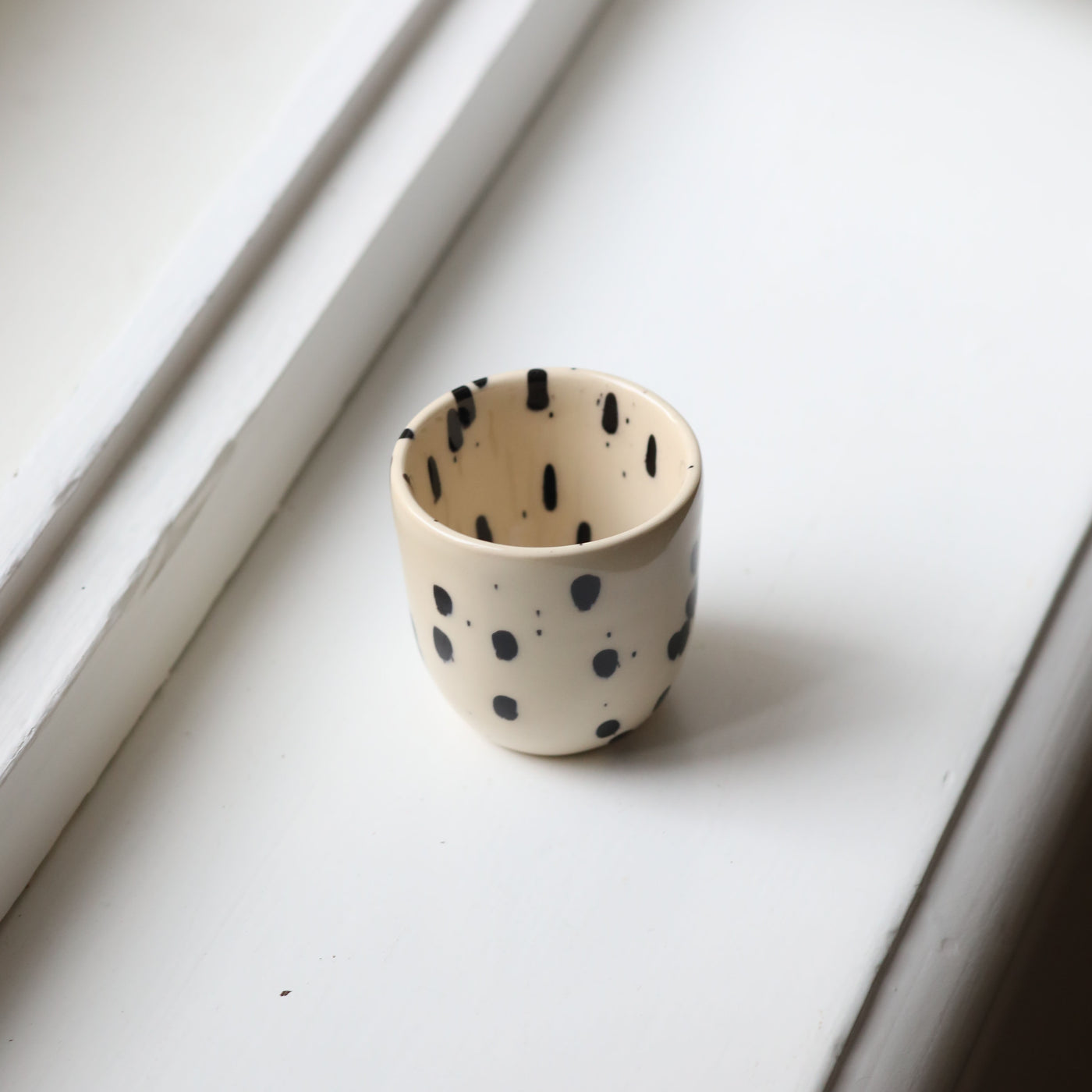 Stoneware espresso mug keeps heat well for espresso and ristretto macchiato in beige cream color black dots dotted handmade