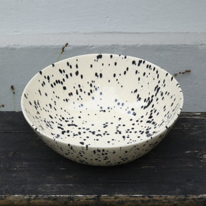 Beige salad bowl speckled with black color dots Puglia