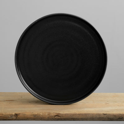 Grosser Teller (gerader Rand) Matte Black
