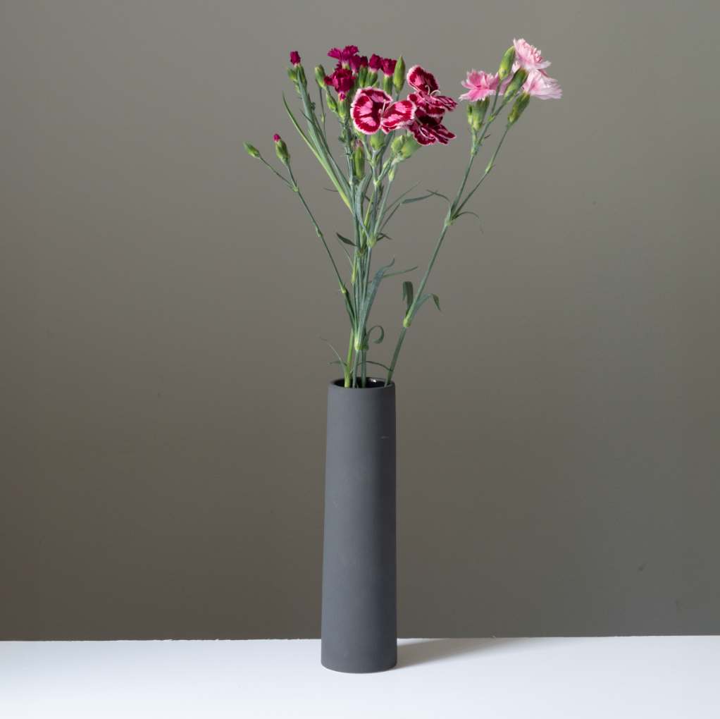 Chimney Small" vase Charcoal