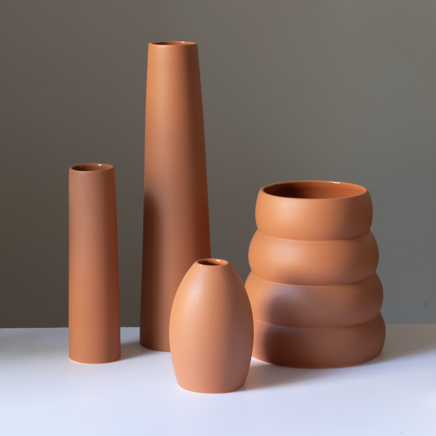 Donuts" terracotta vase