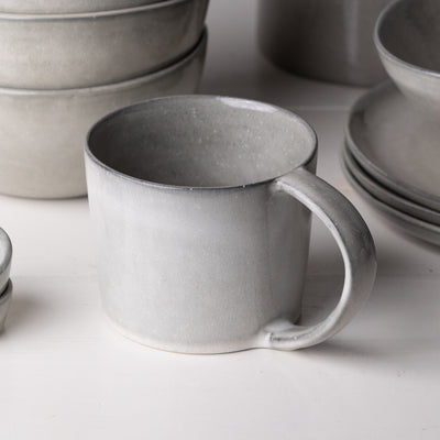 Grosse Teetasse mit Henkel moderner Stil graue reaktive Glasur Steinzeug