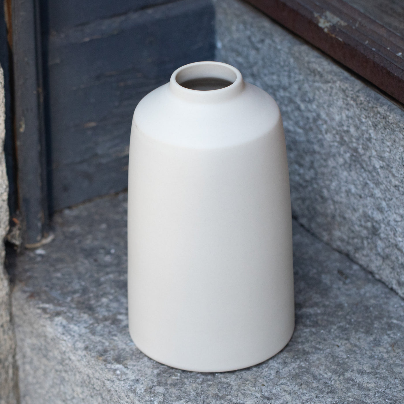 Vase "Bottle" Beige