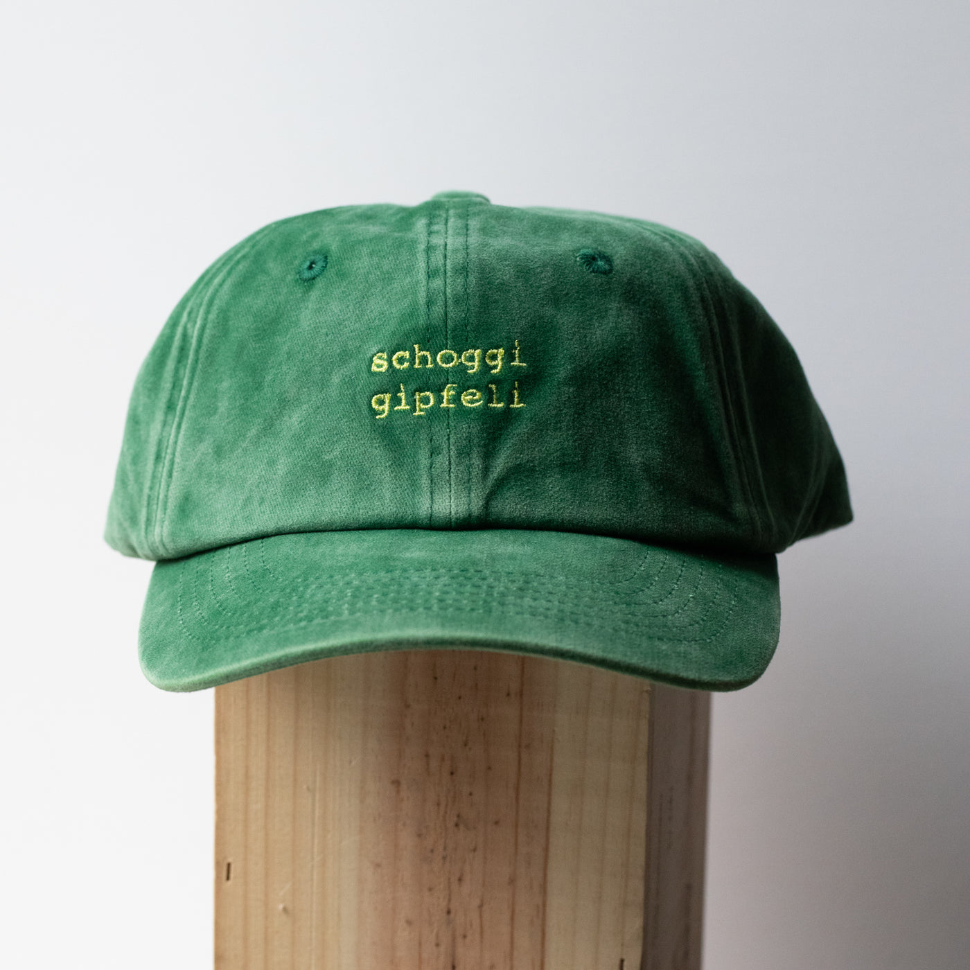 Cap "Chocolate Croissant"