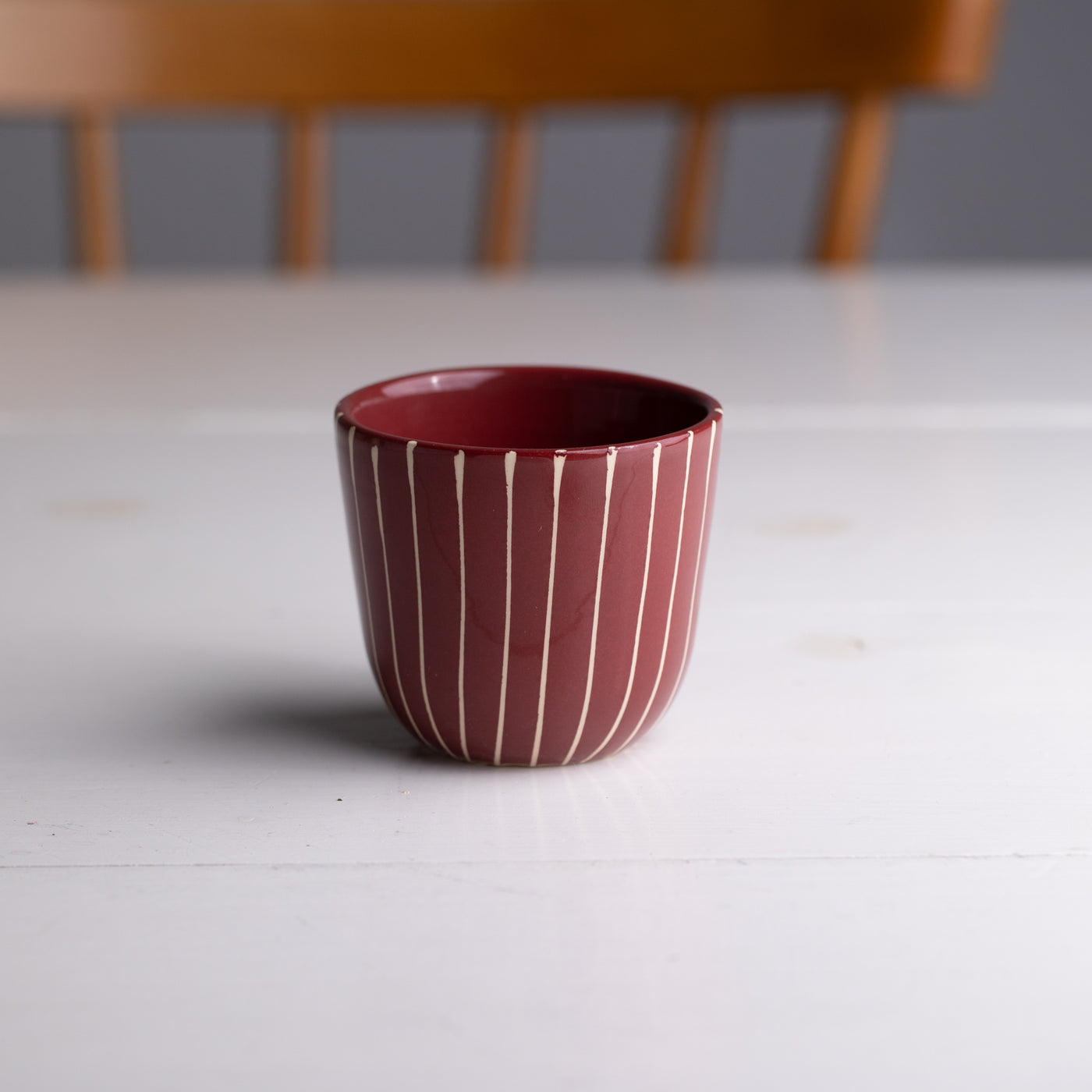 Cappuccino Becher Striped Dark Cherry