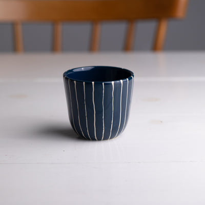 Cappuccino Becher Striped Navy