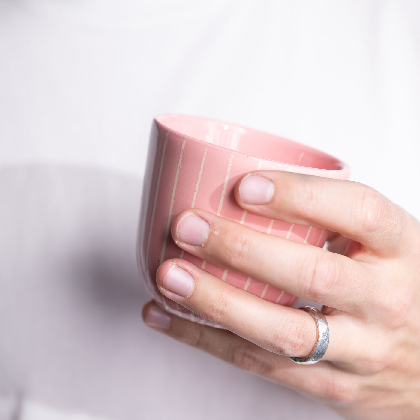 Cappuccino Becher Striped Rosa