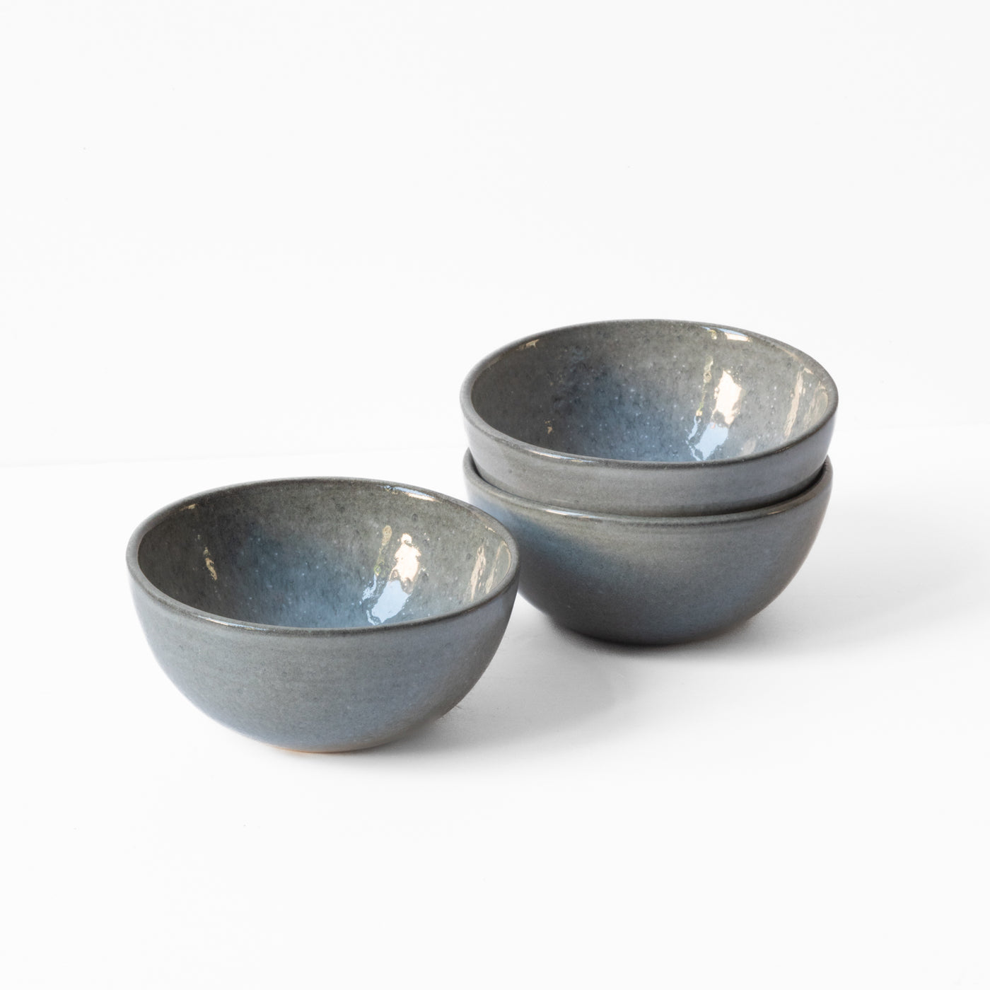 Small snack bowls with dark gray glossy glaze perfect for antipasti